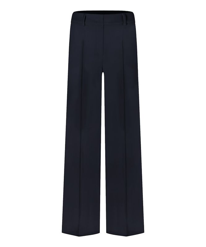 Amelie Royal Navy
