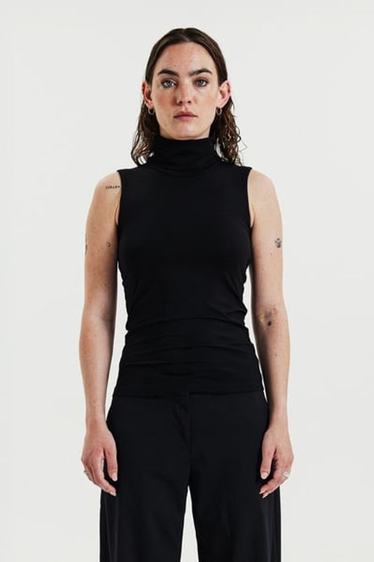 Sleeveless Turtleneck Black