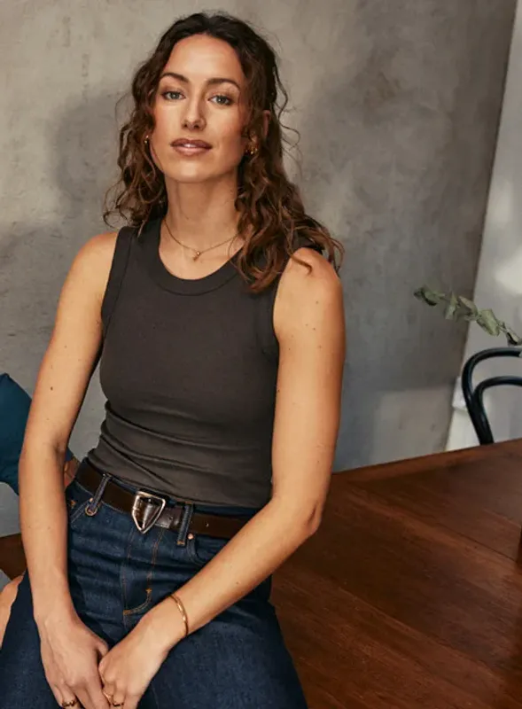 WMN Tank Crew-Neck Espresso