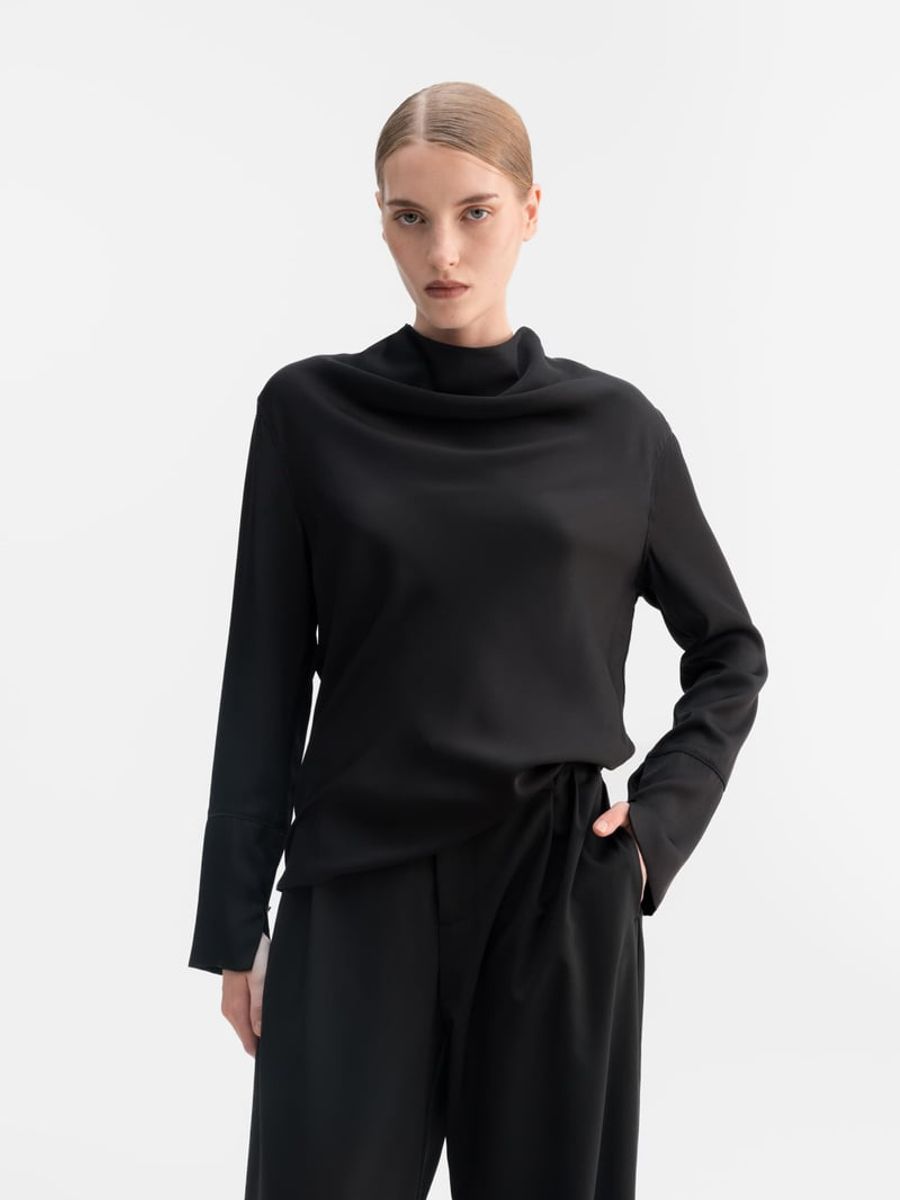 Ayumi Silke Bluse Black