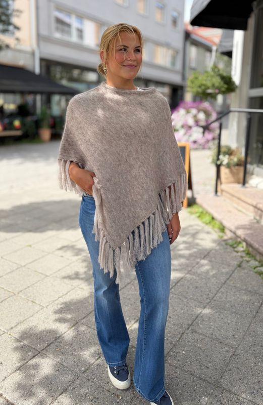 Caroline Poncho Sand
